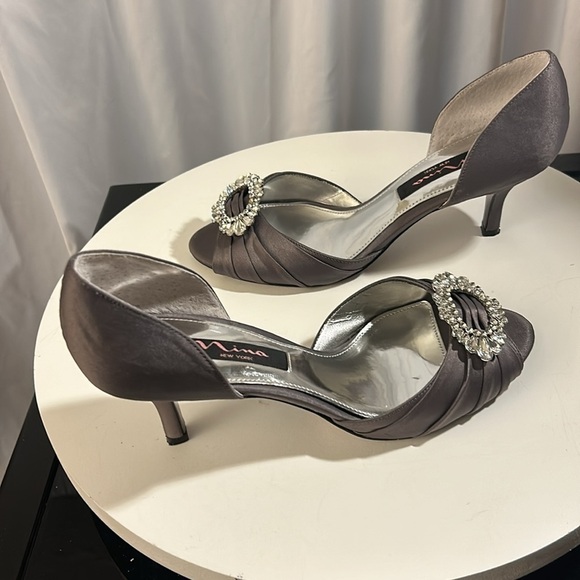 Nina d'Orsay Peep Toe Pumps! - Picture 7 of 9